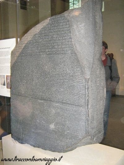 Rosetta_Stone_stele_rosetta_british_museum_londra