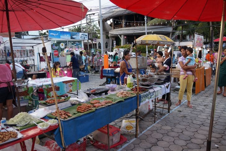 mercato_thailandese