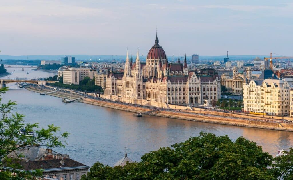 Cosa fare a Budapest: 10 luoghi, attrazioni e attività da non perdere