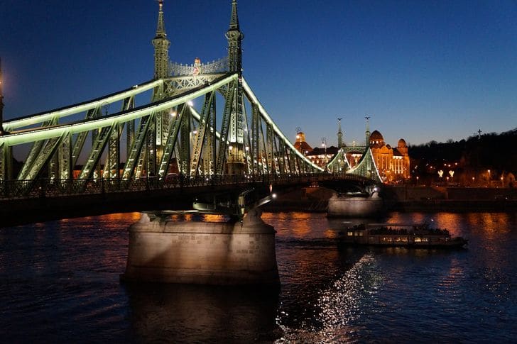 ponte_liberta_budapest_ungheria