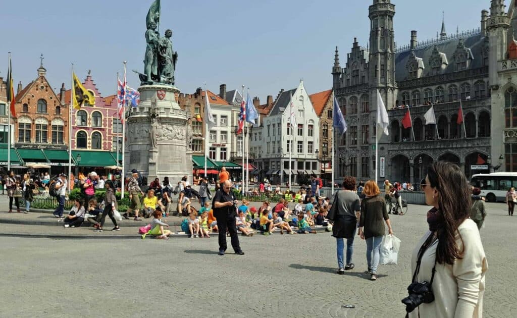 Piazza del Mercato (Grote Markt) - Bruges
