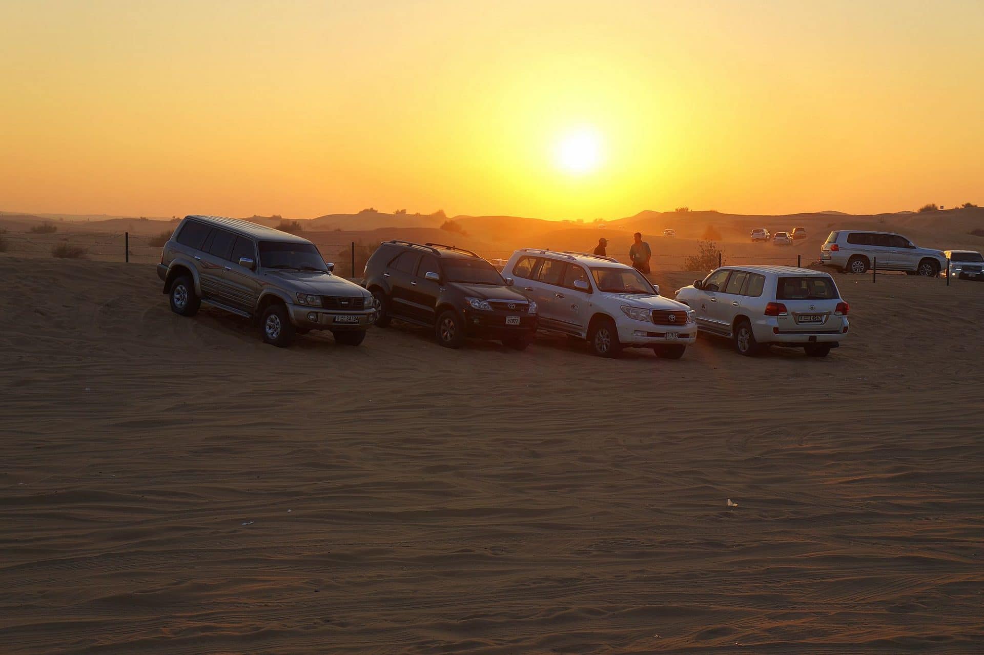 Safari deserto Dubai avventura dune