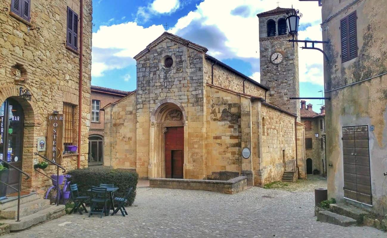 chiesa san giorgio vigoleno borgo