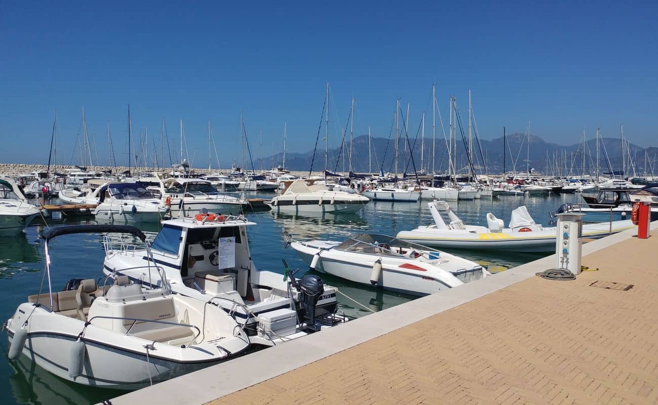 Marina d'Arechi porto turistico di Salerno