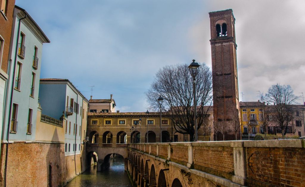 Visitare Mantova: Loggia di Giulio Romano