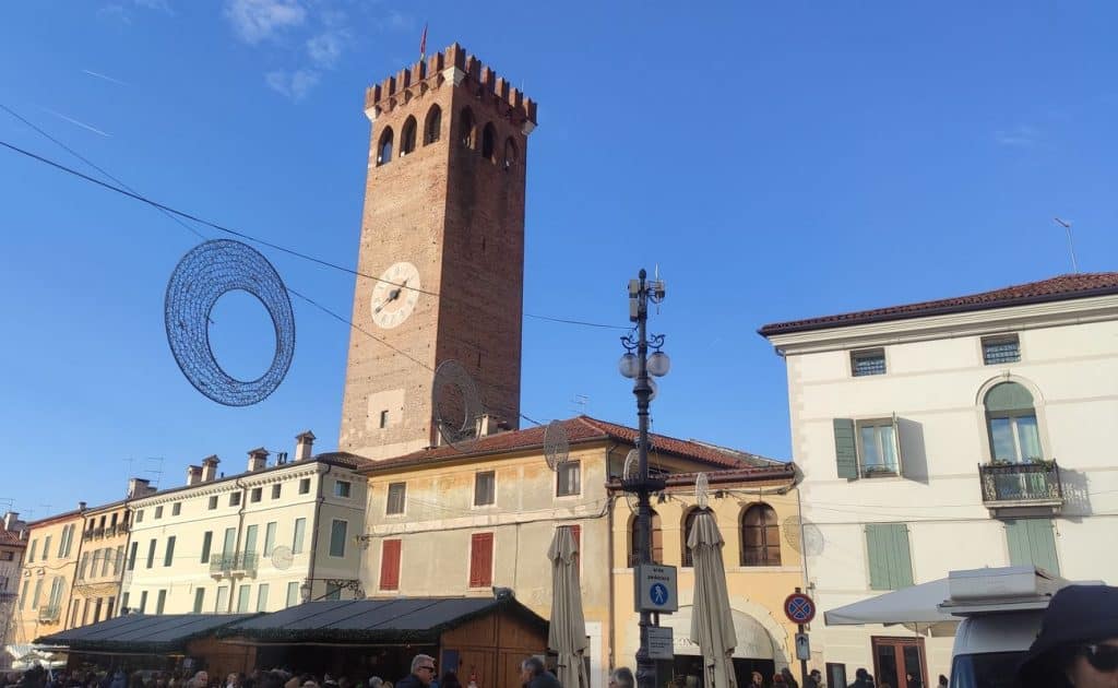 Torre Civica Bassano del Grappa: cosa vedere in un giorno