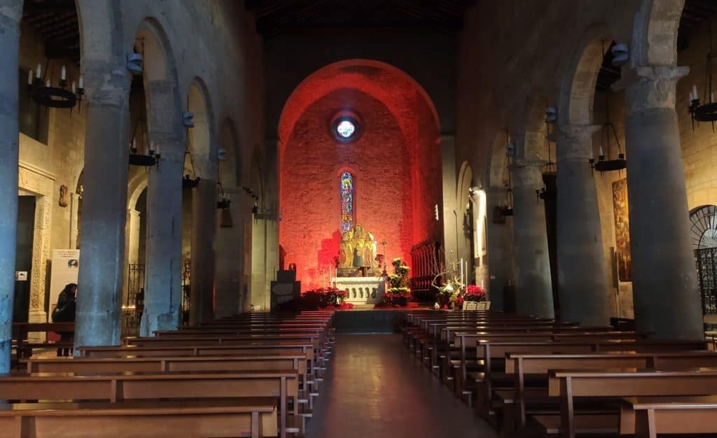 Interno Basilica Santa Cristina Bolsena