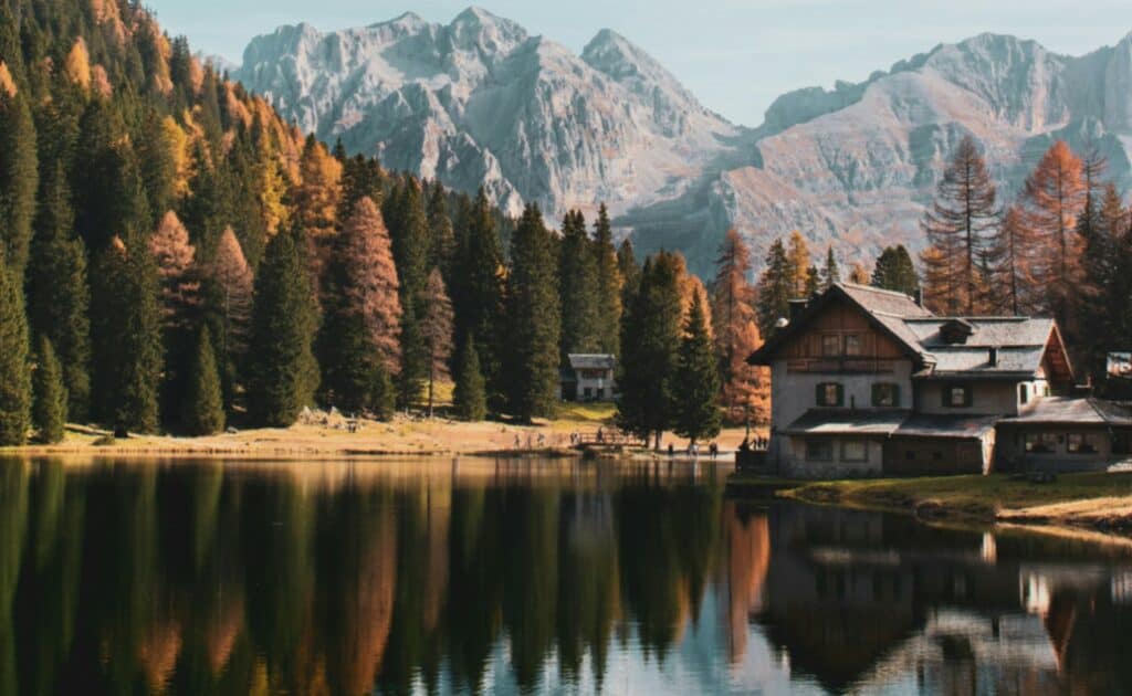 15 borghi italiani da visitare in autunno per un weekend di relax