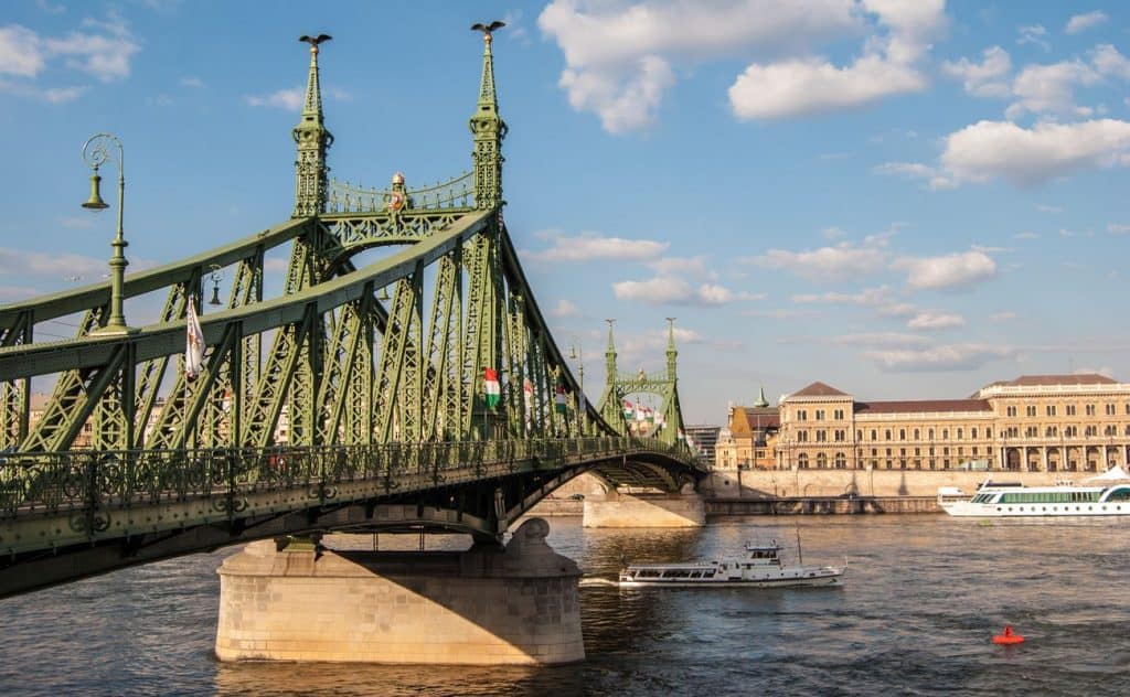 Ponte delle libertà a Budapest