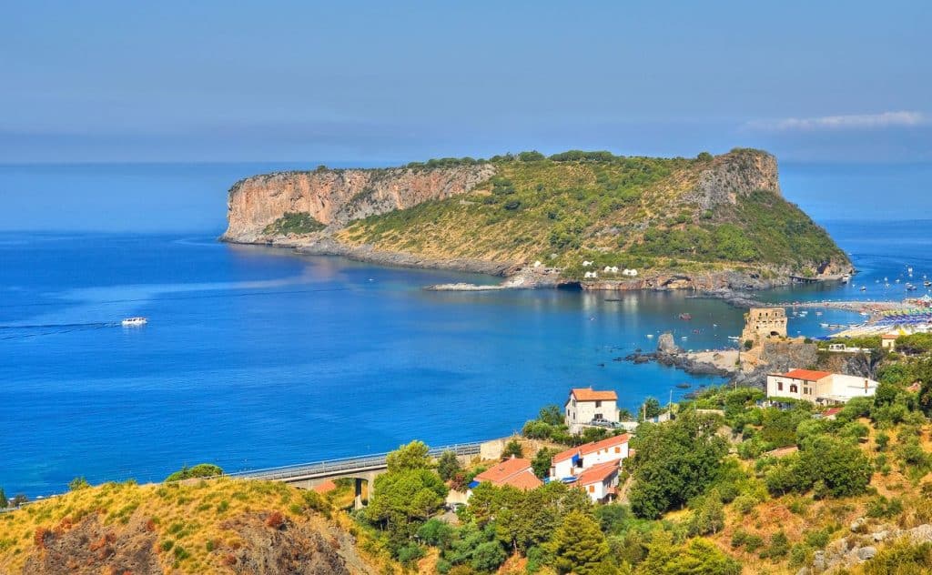 Borghi sul mare in Calabria: 10 più belli da visitare
