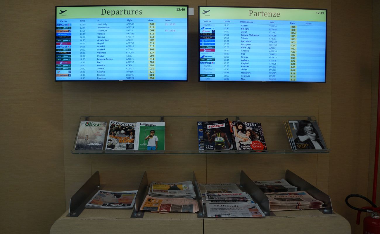 Lounge aeroporti: libri e riviste