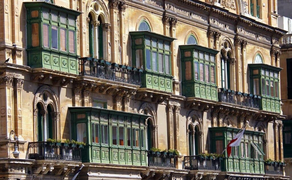 Le gallarija, i balconi tipici di Malta