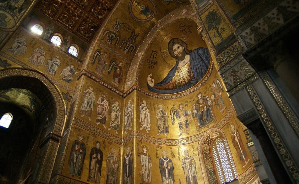 Interno del Duomo di Monreale nei dintorni di Palermo