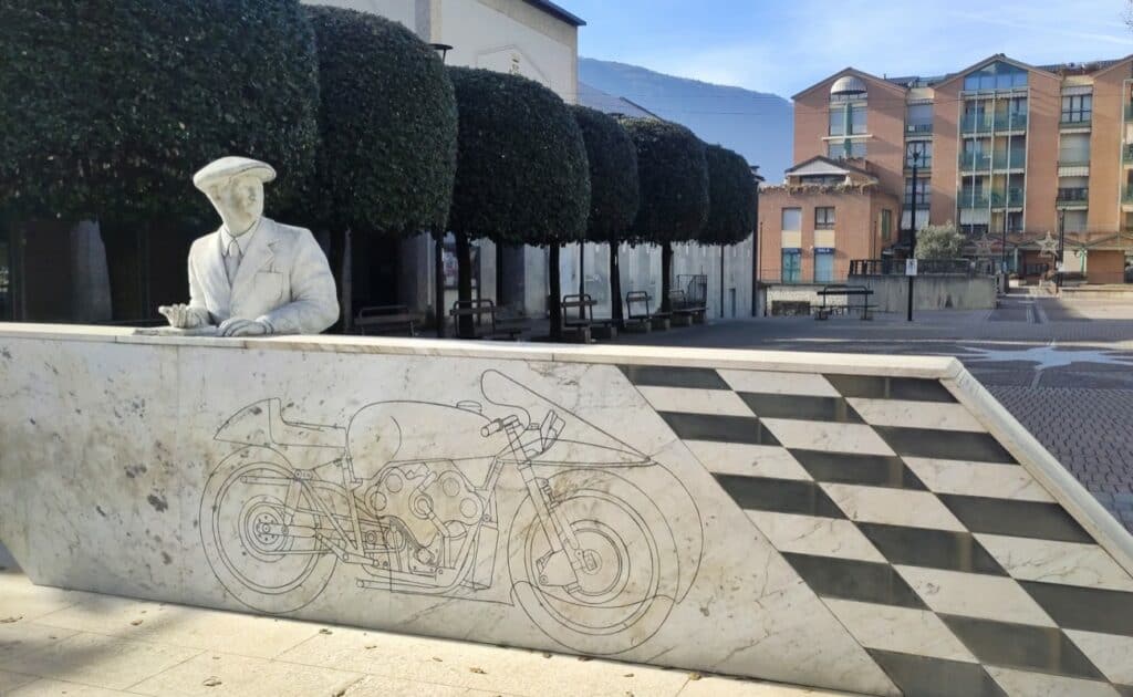 Moto Guzzi: storia e luoghi simbolo a Mandello del Lario
