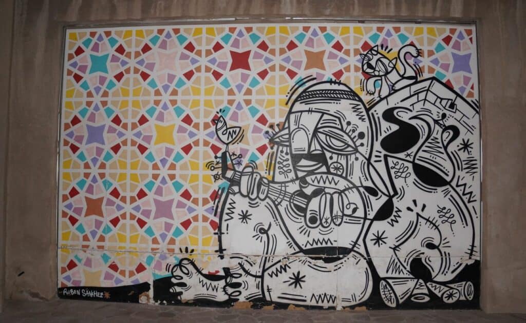 Murales mosaico a Bur Dubai