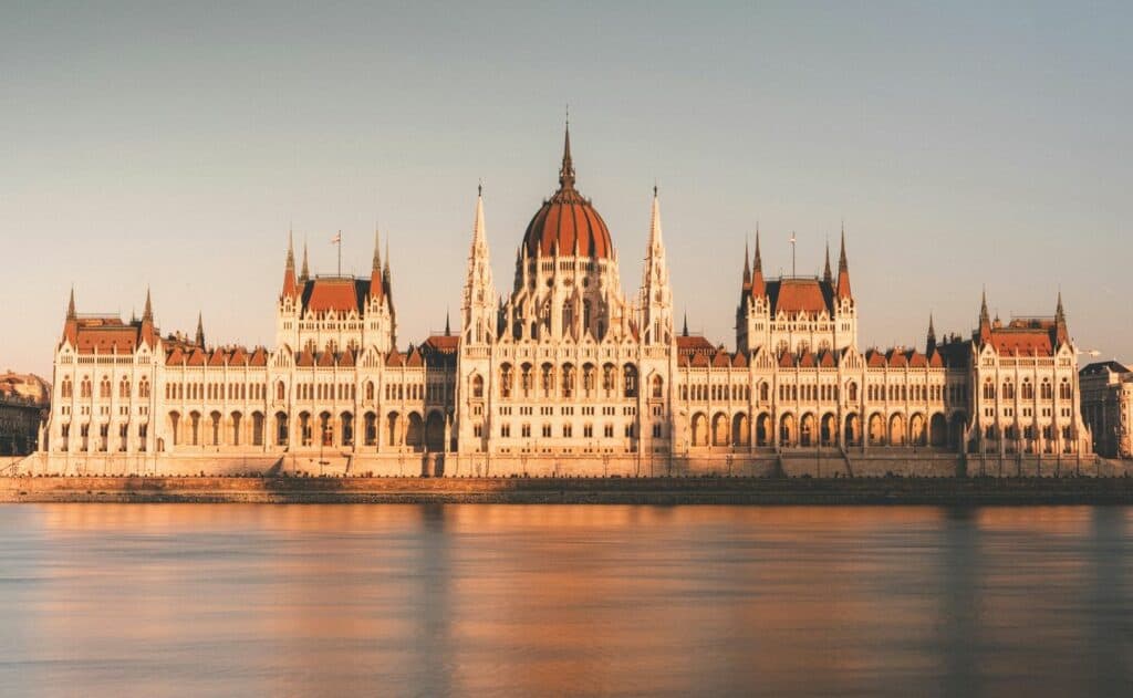  Parlamento di Budapest